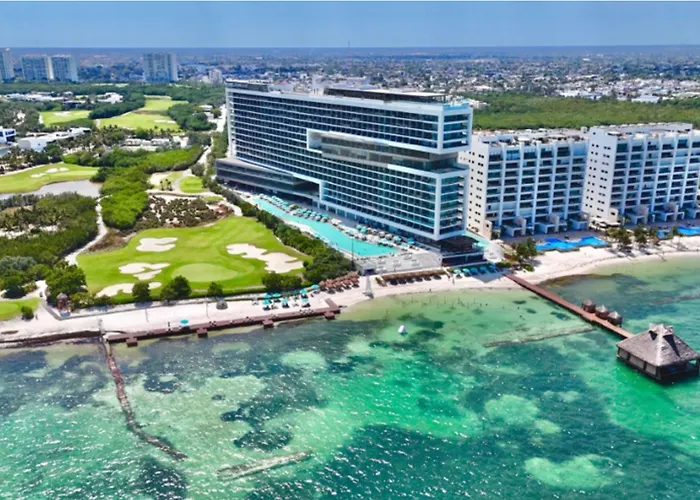 Dreams Vista Cancun Golf & SpaResort All Inclusive